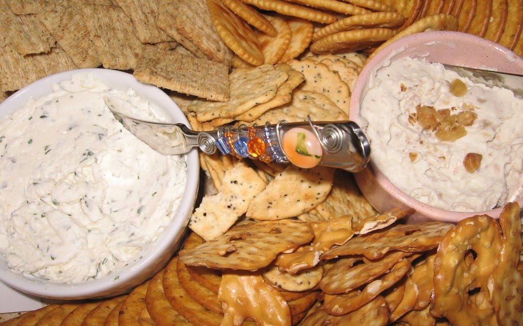 Blue Cheese Walnut Spread