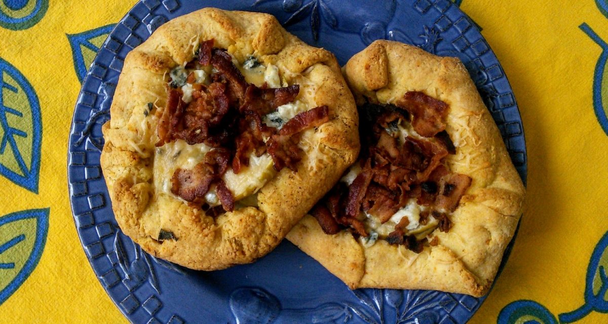 Bacon, Apple and Cheese Dinner Pies